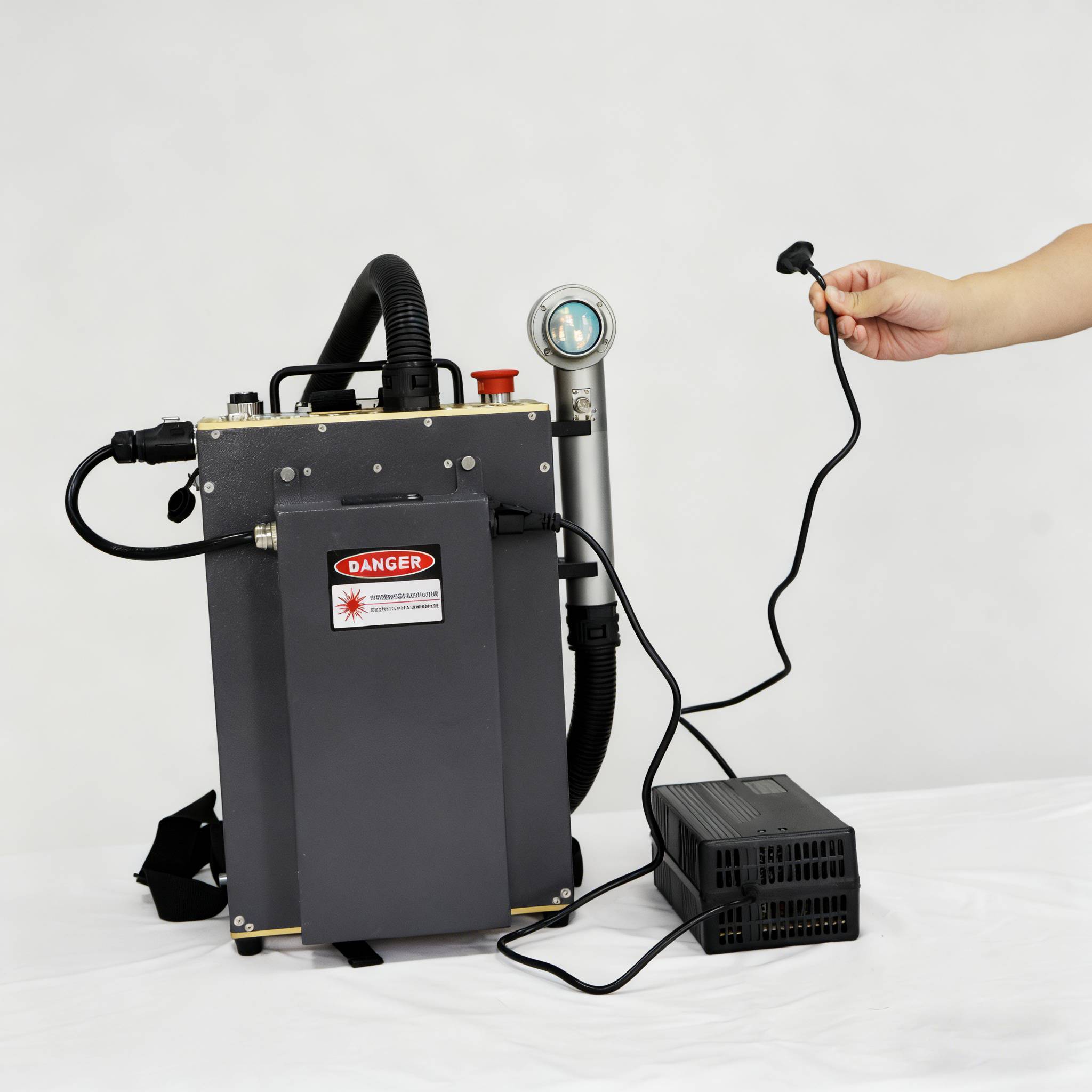 300W Backpack JPT Pulse Fiber  - Industrial Laser Paint Remover บทวิจารณ์และราคา